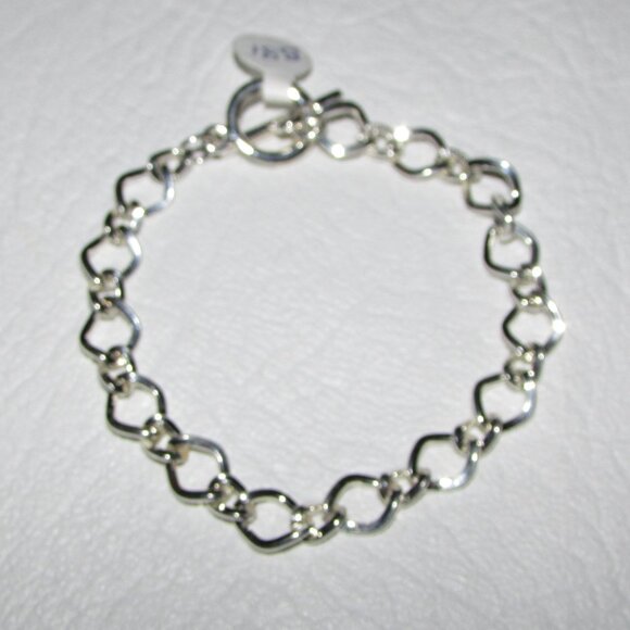 Silver Oval Link Toggle Bracelet - NEW - Picture 5 of 5